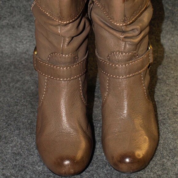 Fossil Women’s Brown Leather Ankle Boots – Size 7 | Buckle Strap | Pre-Owned - Picture 2 of 13